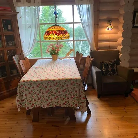 Omakotitalo Jarven Rannalla. Apartment *